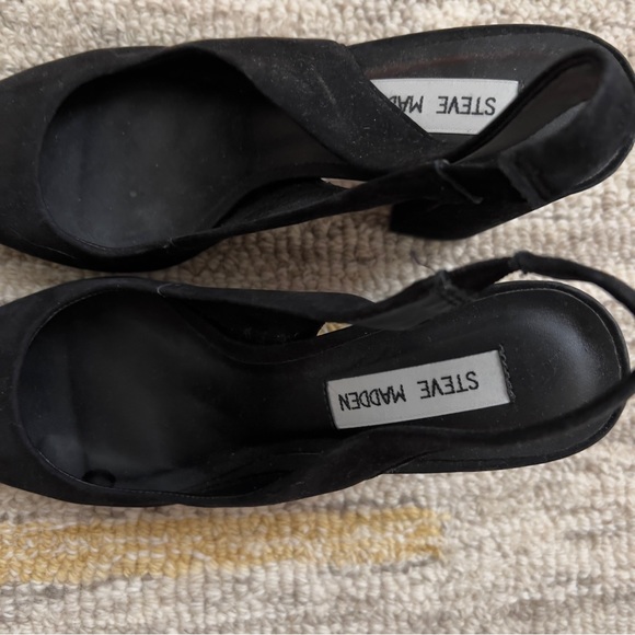 Steve Madden - Picture 2 of 7